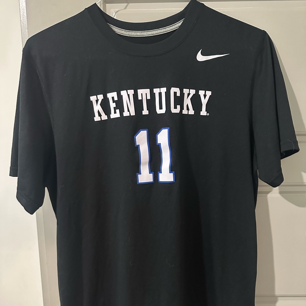 Men’s UK Wildcats dri-fit Nike team shirt